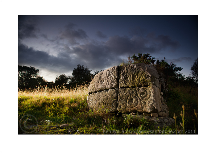 Knockroe (Cup and Ring Marks / Rock Art) by CianMcLiam