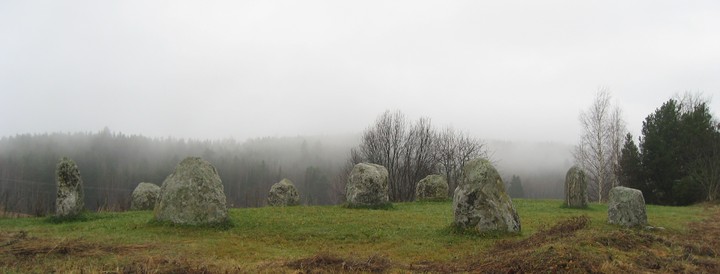 Bilden (Stone Circle) by Vragebugten