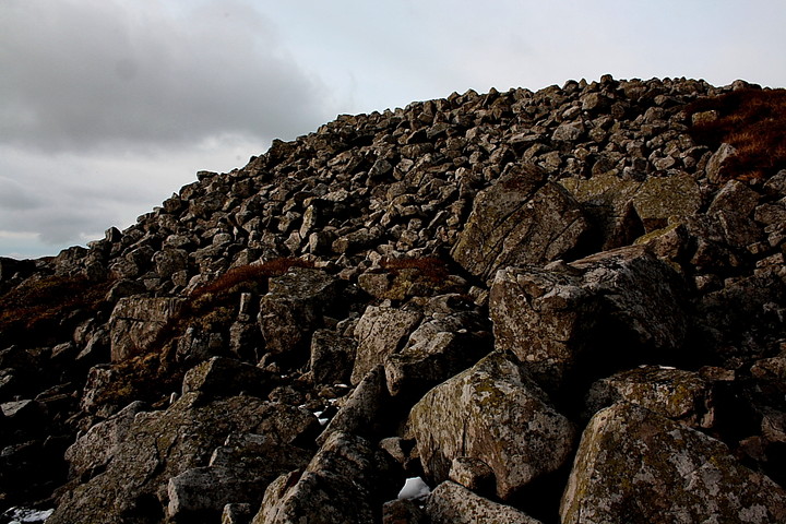 Pen Cerrig-Calch (Cairn(s)) by GLADMAN