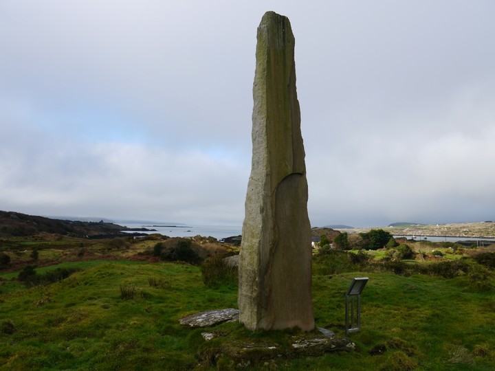 Ballycrovane (Standing Stone / Menhir) by Meic