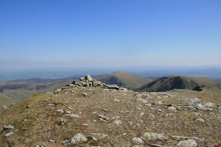 Tristan's Cairn (Cairn(s)) by postman