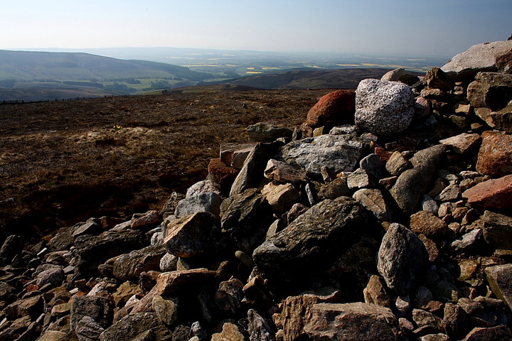 Cairn O' Mount (Round Cairn) by GLADMAN