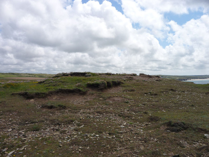 Godrevy Barrow (Round Barrow(s)) by thesweetcheat