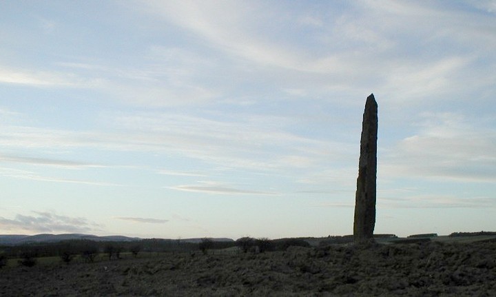 Hurl Stone (Standing Stone / Menhir) by pebblesfromheaven
