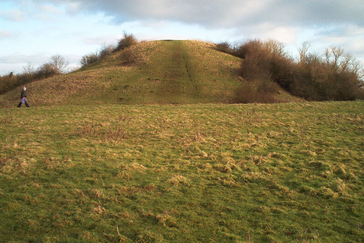Brinklow (Artificial Mound) by broen
