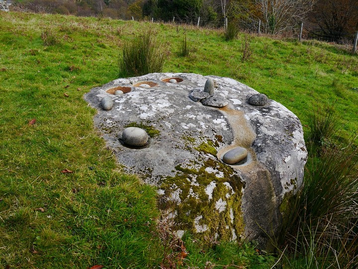 Feaghna (Bullaun Stone) by Meic