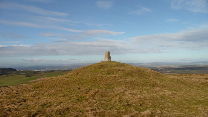 Pole Hill (Cairn(s)) by thelonious