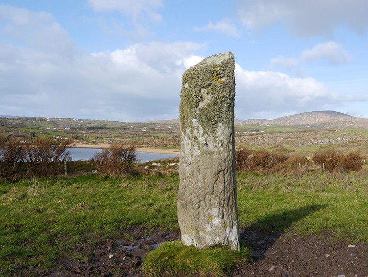 Dough (Standing Stone / Menhir) by Meic