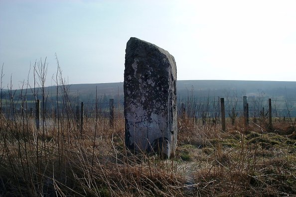Clach Na h-Iobairt (Standing Stone / Menhir) by nickbrand