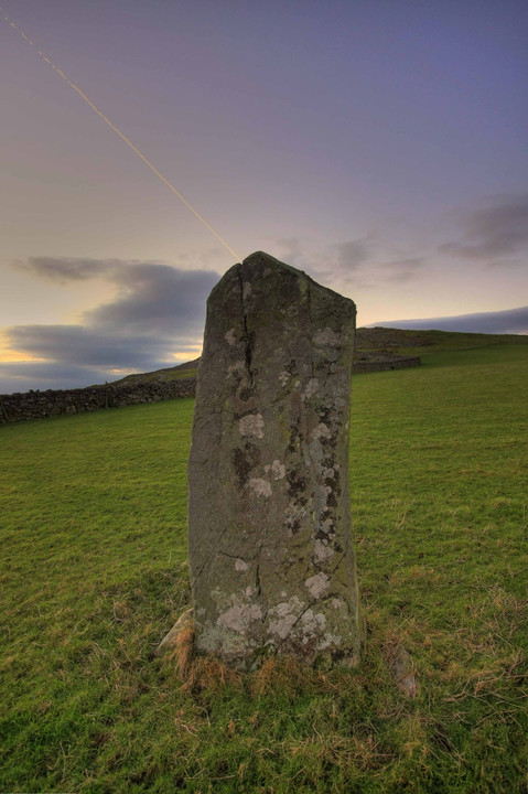 Moel-y-Sensigl (Standing Stone / Menhir) by jones-y-gog