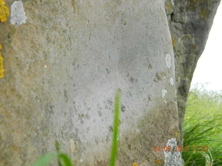 Avenue stone with axe grinding marks (Carving) by harestonesdown