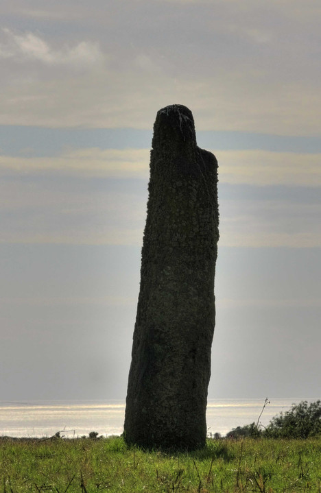 Llangwnnadl Menhir (Standing Stone / Menhir) by jones-y-gog