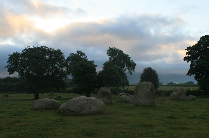 Long Meg & Her Daughters (Stone Circle) by postman