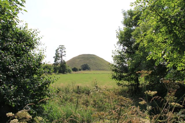Silbury Hill (Artificial Mound) by texlahoma