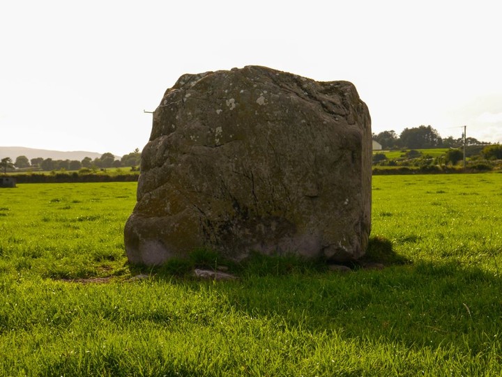 Kylefinchin 2 (Standing Stone / Menhir) by Meic
