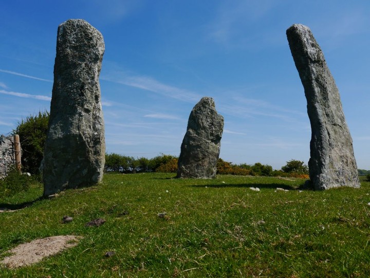 Mein Hirion (Standing Stones) by Meic