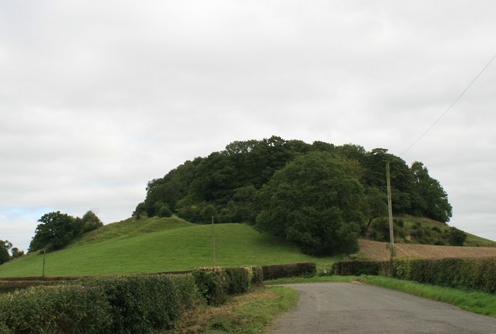 Caus Castle (Hillfort) by postman