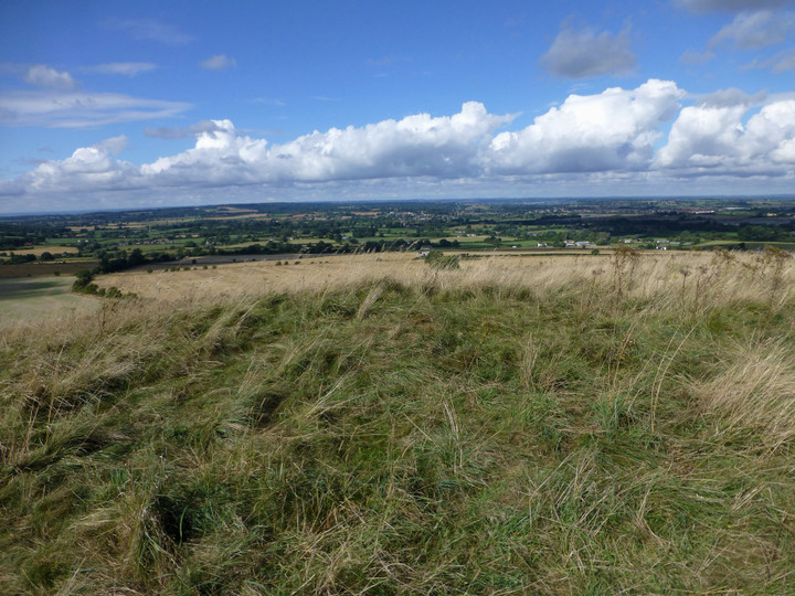 Cherhill Hill (West) (Round Barrow(s)) by thesweetcheat