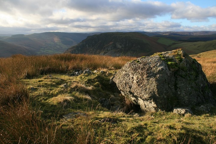 Glan Hafon cairn (Cairn(s)) by postman