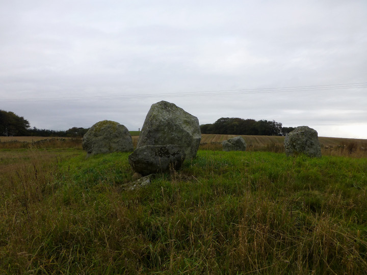South Ythsie (Stone Circle) by thesweetcheat