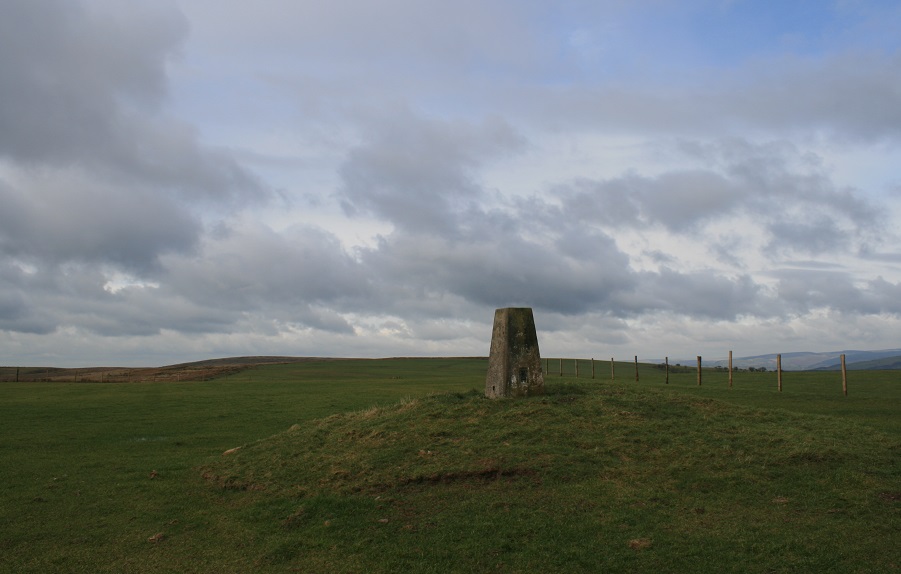 Pant Madog (Round Cairn) by postman