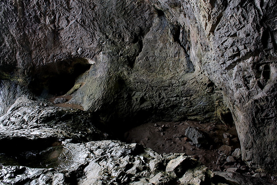 Paviland Cave (Cave / Rock Shelter) by GLADMAN