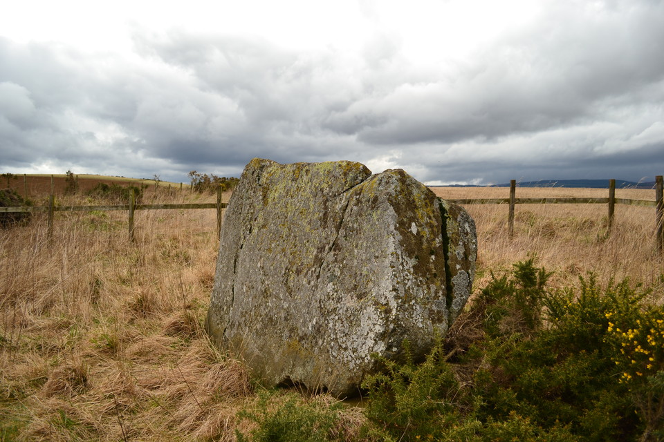 Braehead (Stone Circle) by thelonious