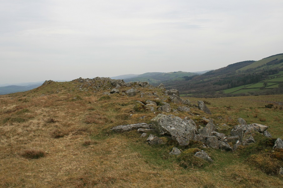 Carn Goch Hill Fort (Hillfort) by postman