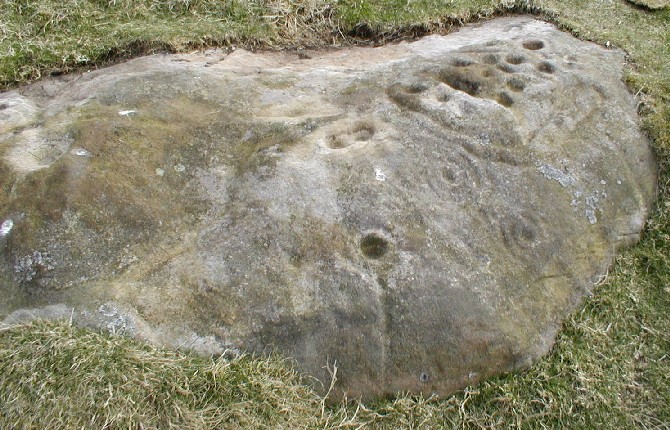 Lordenshaw (Cup and Ring Marks / Rock Art) by pebblesfromheaven