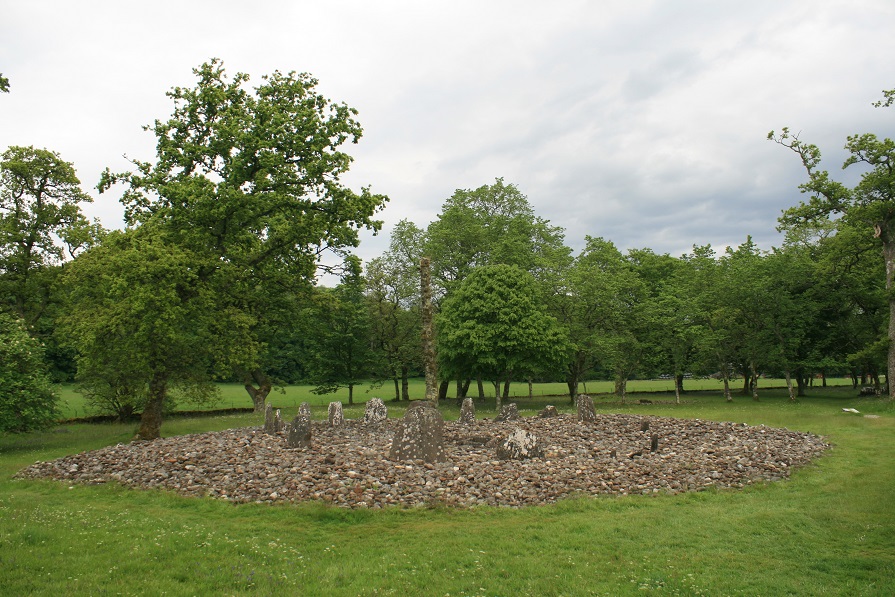 Templewood (Stone Circle) by postman