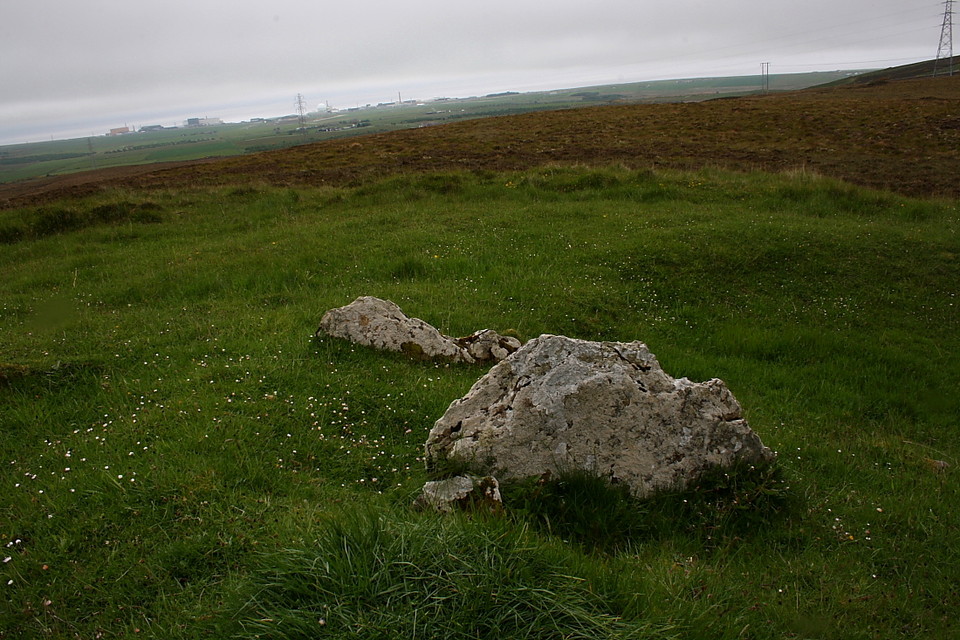 Hill of Shebster (Chambered Cairn) by GLADMAN