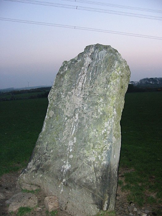 Llanfechell (Standing Stone / Menhir) by stubob