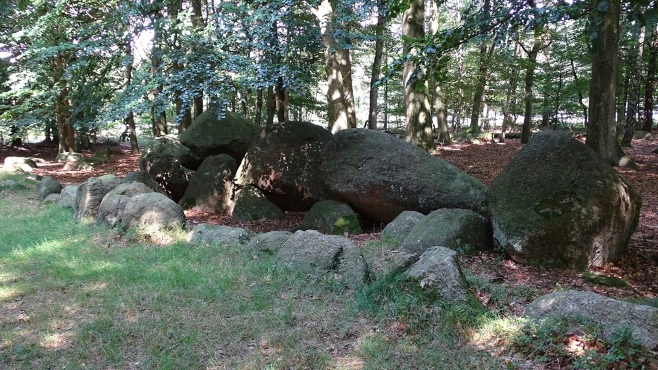 Visbeker Bräutigam 1 (Passage Grave) by Nucleus