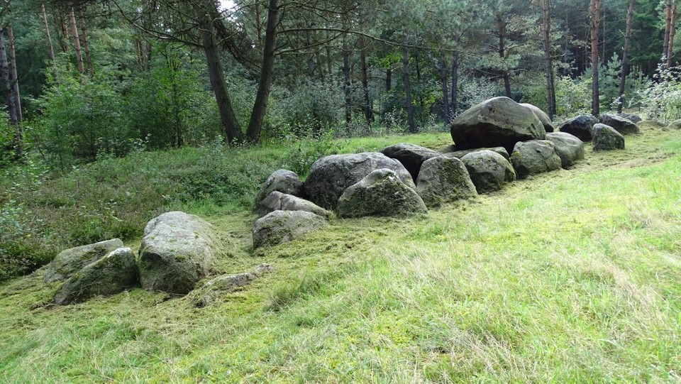 Langen (Emsland) (Passage Grave) by Nucleus