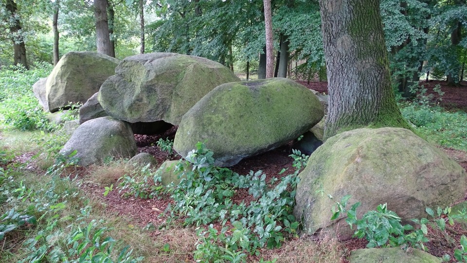 Grumfeld-West (Passage Grave) by Nucleus