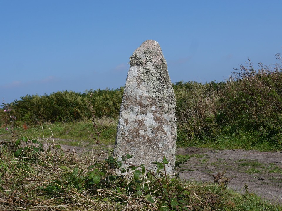 Boslow Stone (Standing Stone / Menhir) by Meic