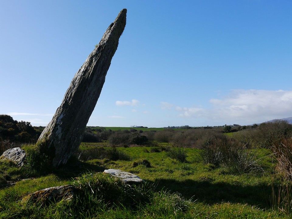 Murrahin North (Standing Stone / Menhir) by Meic