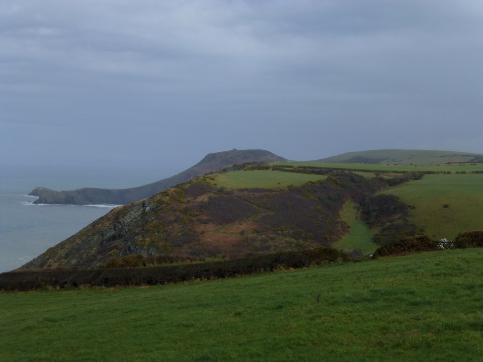 Castell Bach (Penbryn) (Cliff Fort) by thesweetcheat