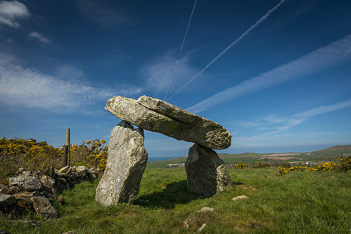 Ffyst Samson (Chambered Tomb) by A R Cane