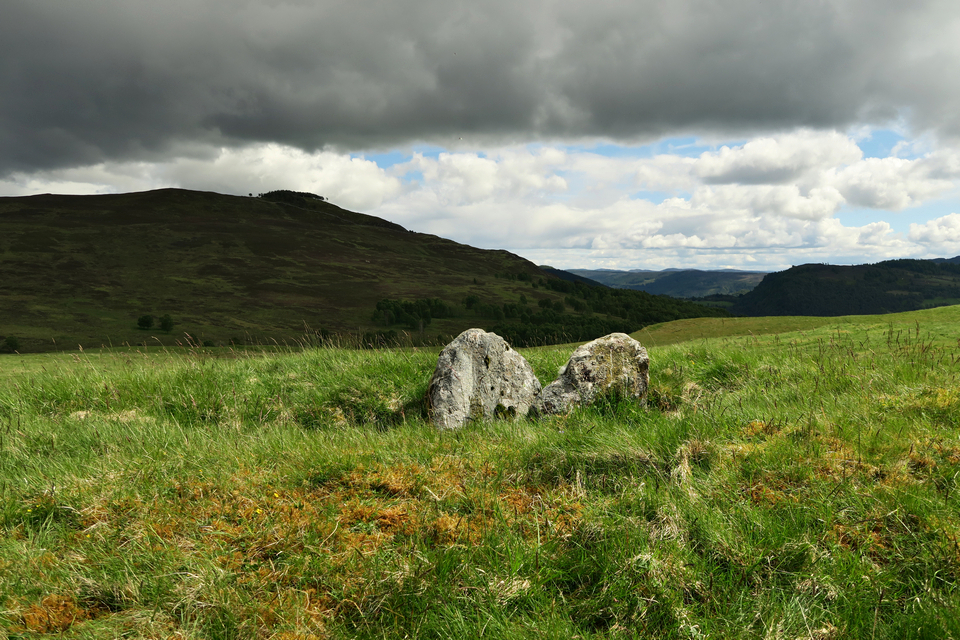 Glen Clune (Cairn(s)) by thelonious