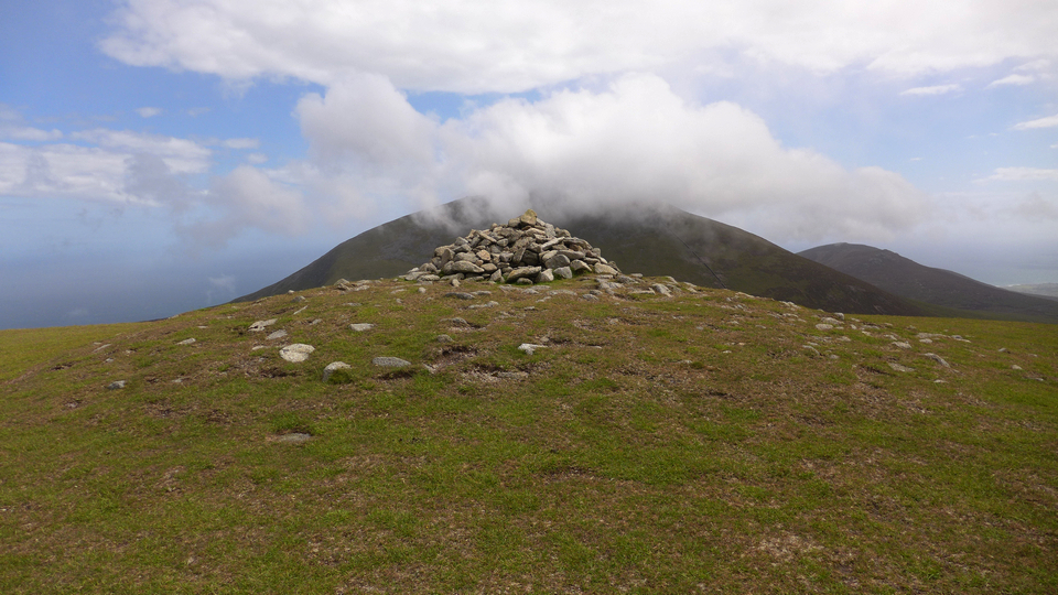Slieve Commedagh (Cairn(s)) by thelonious