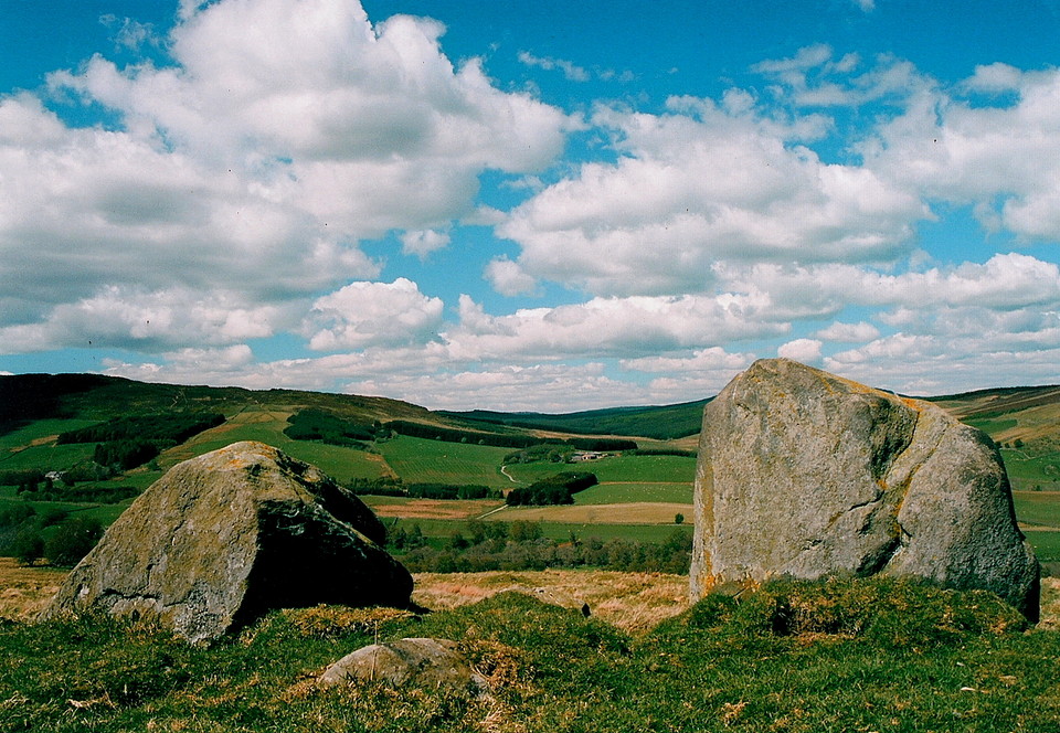 Meikle Findowie (Stone Circle) by GLADMAN