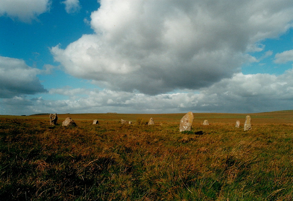 Ringmoor Cairn Circle and Stone Row (Stone Row / Alignment) by GLADMAN