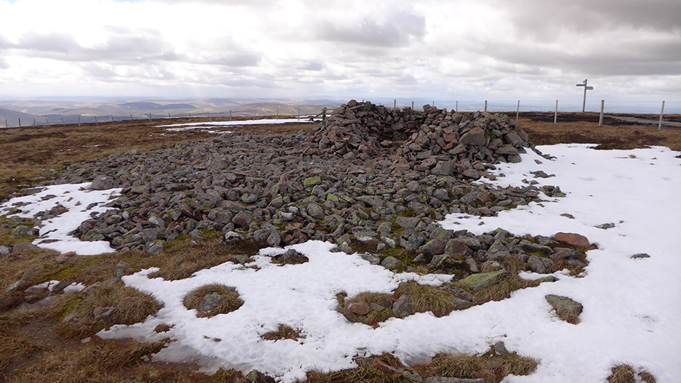 The Cheviot (Cairn(s)) by thelonious