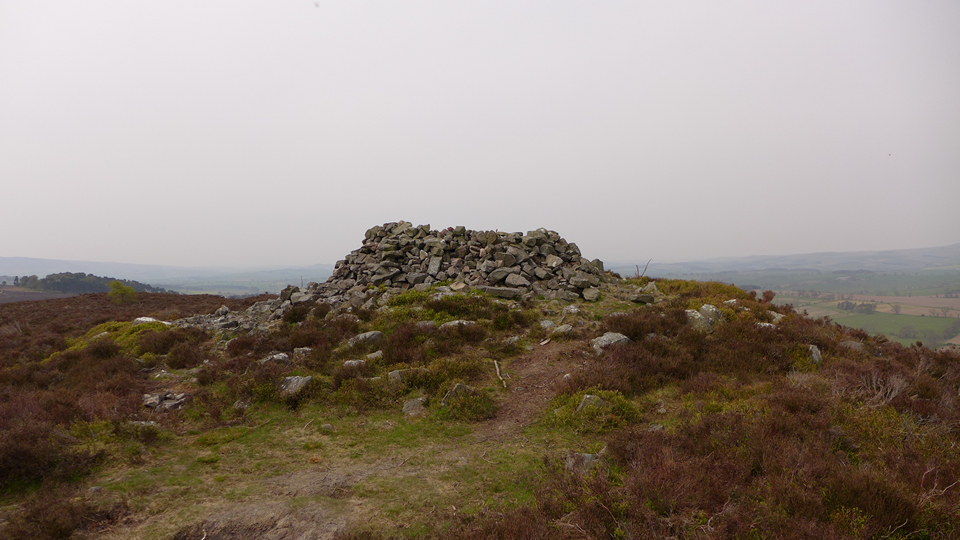 Hard Nab (Round Cairn) by thelonious