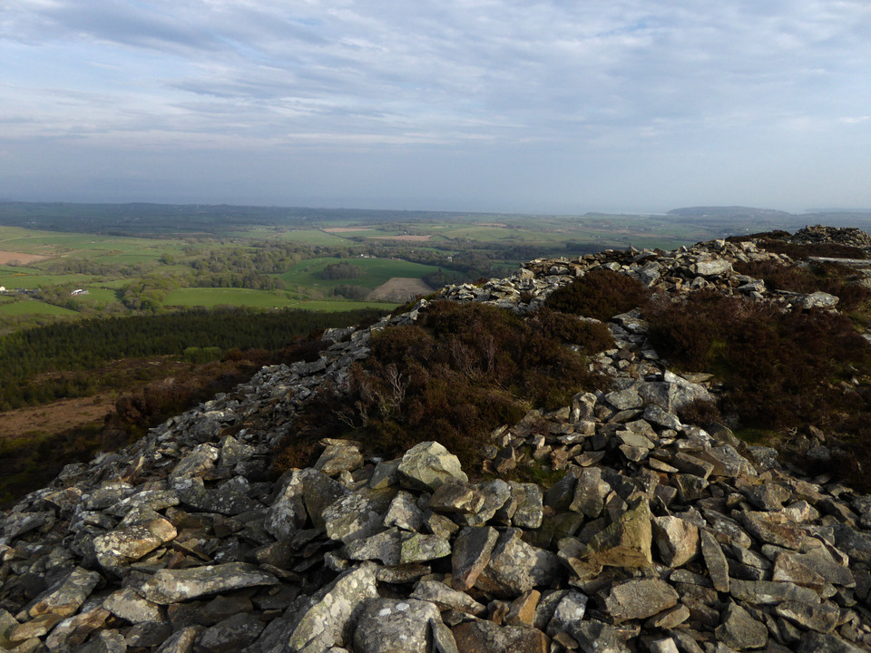 Garn Boduan (Hillfort) by thesweetcheat