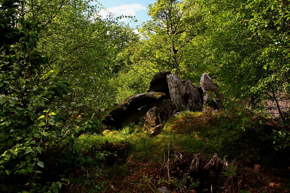 Ardmarnock (Chambered Cairn) by GLADMAN