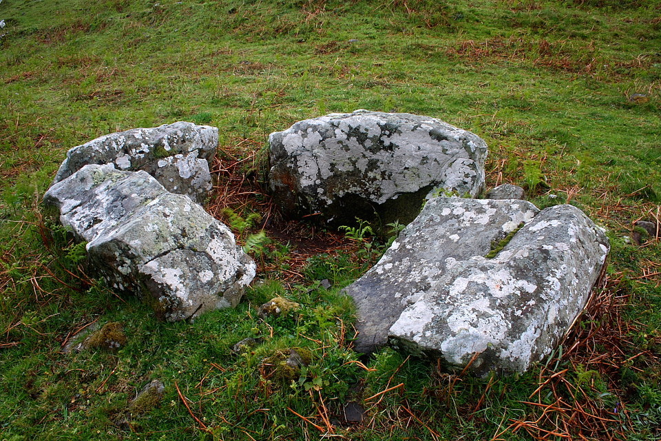 Little Dunagoil Burial Chamber (Burial Chamber) by GLADMAN