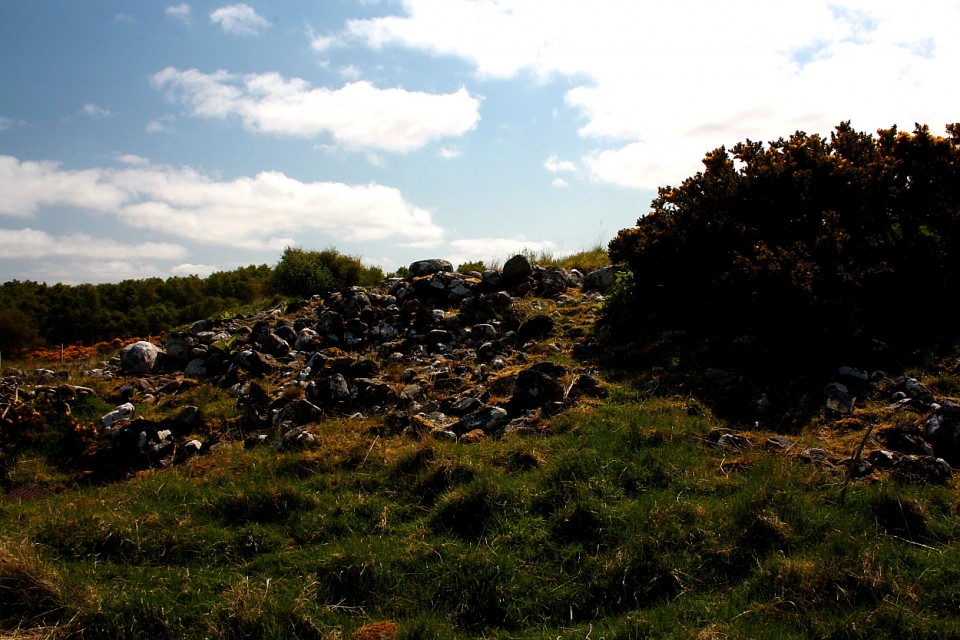 Skelpick (Chambered Cairn) by GLADMAN
