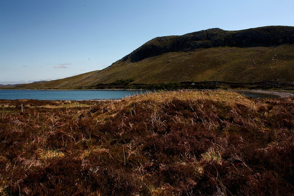 Loch Eriboll (Round Cairn) by GLADMAN